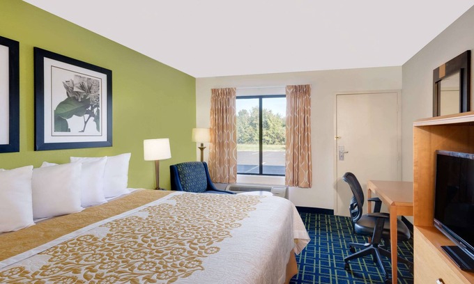 Easton Hotel | Days Inn by Wyndham Easton