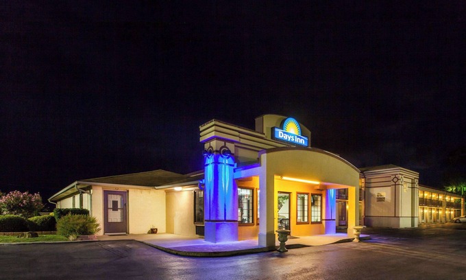 El Reno Hotel | Days Inn by Wyndham El Reno