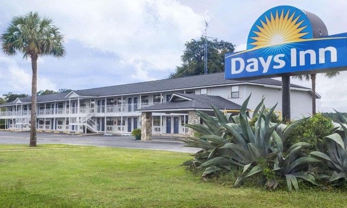 Madison Hotel | Days Inn by Wyndham Madison