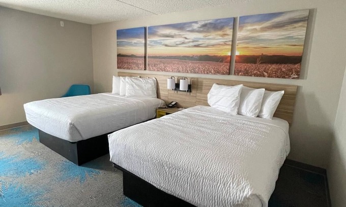 Mandan Hotel | Days Inn by Wyndham Mandan Bismarck Area