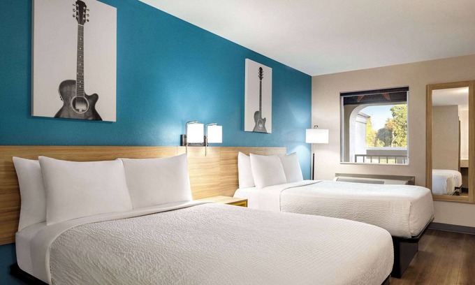 Whitehaven Hotel | Days Inn by Wyndham Memphis at Graceland