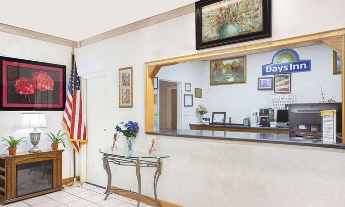 Newton Hotel | Days Inn by Wyndham Newton