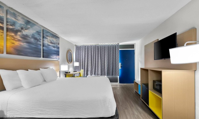 Seneca Hotel | Days Inn by Wyndham Seneca/Clemson Area