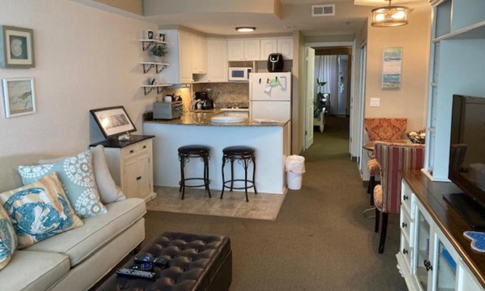 Ortona Park Apartment | Daytona Beach Resort #215