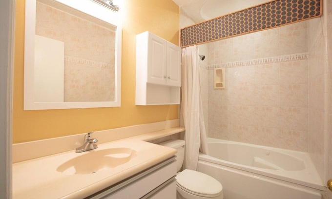 Lenox Park Villa | Daytona On The Beach. Its a Spring Fling!