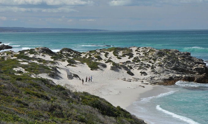 Overberg Hotel | De Hoop Campsite Rondawels