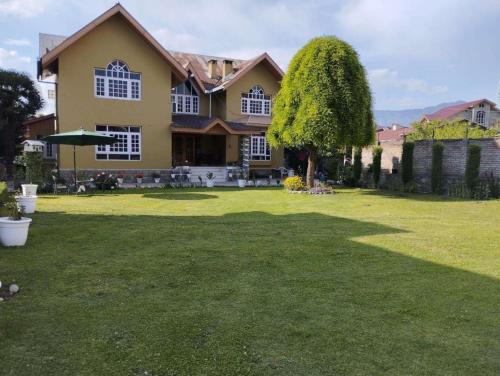 Srinagar Villa | DEEWAN E KHAAS VILLA