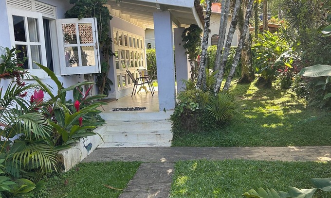 Praia da Fortaleza House | Delightful house 100 m from the beach, 3 bedrooms (two suites), 2 bathrooms.