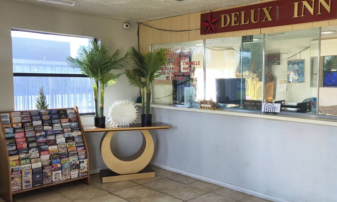 Grand Prairie Hotel | Deluxe Inn Motel By Oyo Grand Prairie Interstate 30