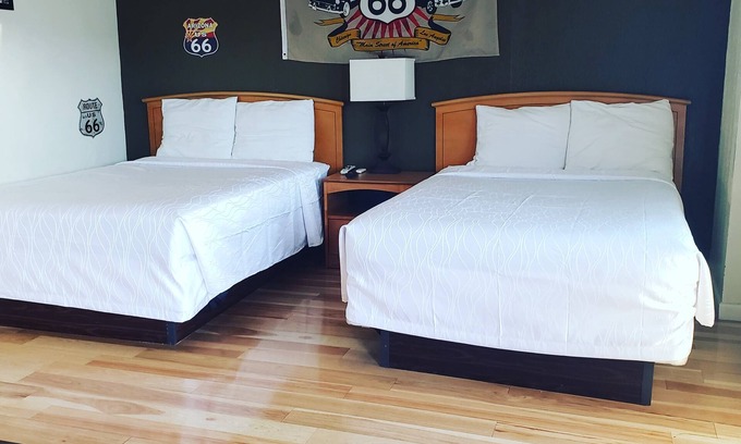 Seligman Hotel | Deluxe Inn Motel