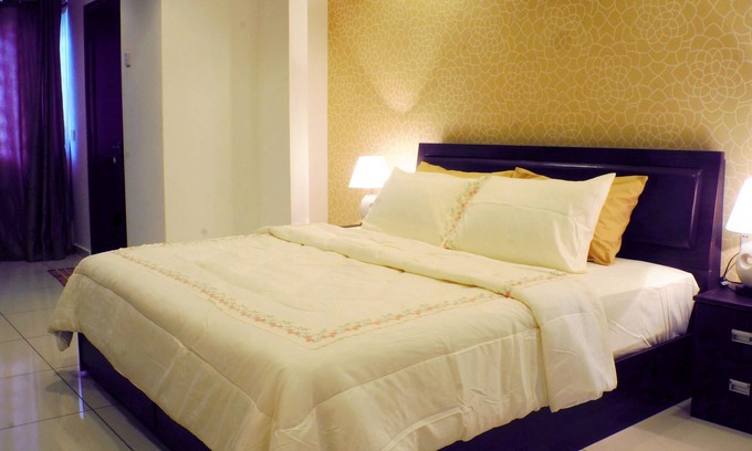 Downtown George Town House | Deluxe Junior With Attached Bathroom