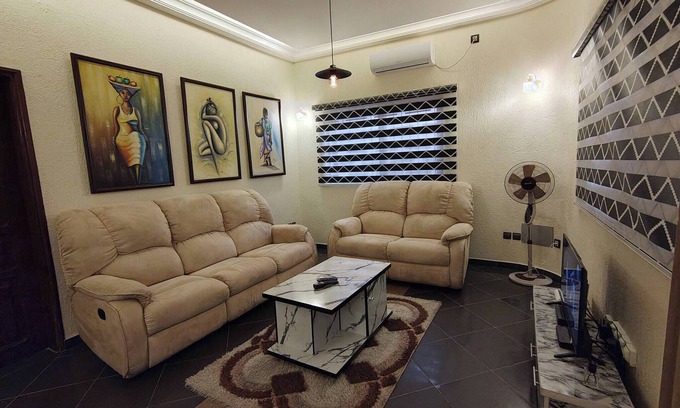 Littoral Department Apartment | Deluxe King-Size Bed Room In Akpakpa Cotonou Benin