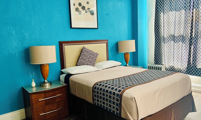 Theater District Hotel | Deluxe Room with Private Bathroom, Queen Bed, Free Wi-Fi, Near Union Square