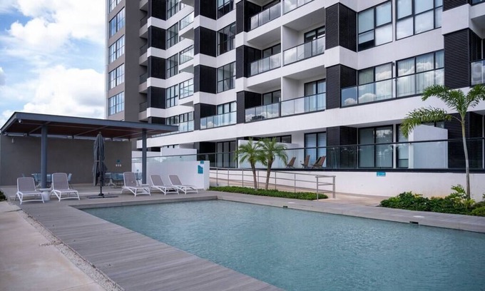 Zona Industrial Apartment | Departamento de lujo en Indico frente a plaza Harbor