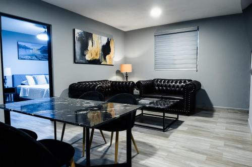 Matehuala Apartment | Departamento Rosa & Chocolate 2A