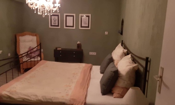 Schwalenberg Apartment | Der "froschkönig" - die Märchenhafte Ferienwohnung