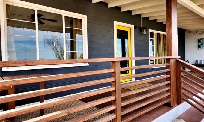 Twentynine Palms House | Desert | Haze - 1 Mile to Joshua Tree National Park