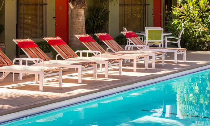 Tahquitz River Estates Hotel | Desert Riviera Hotel