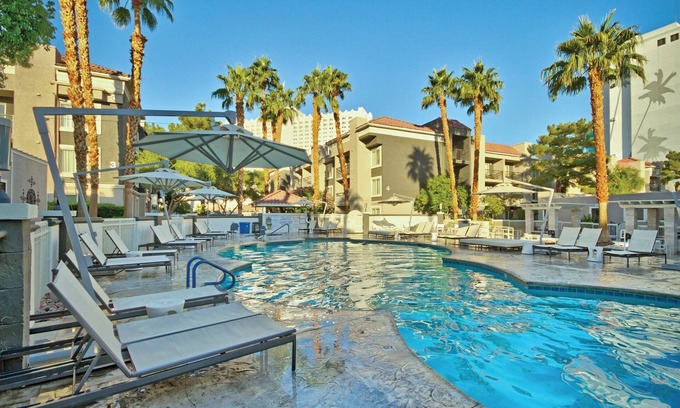 Las Vegas Hotel | Desert Rose Resort