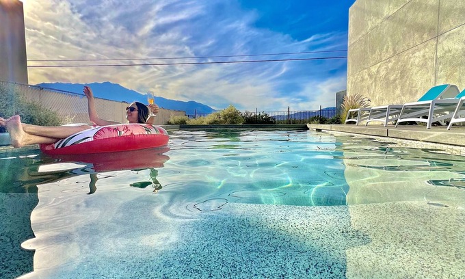 Desert Hot Springs House | ~Desert Serenity ~ healing salt water pool & spa