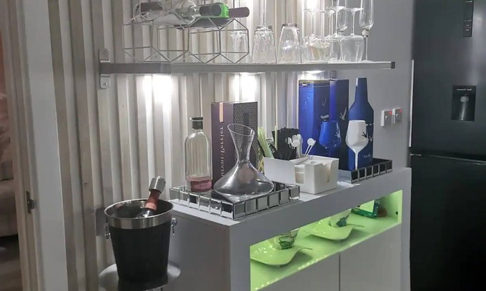 Peterborough House | Designed and decorated in an elegant manner