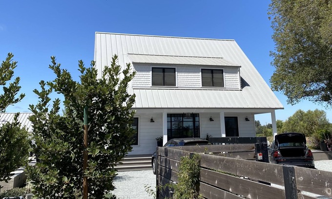 Napa Other | Designer modern farmhouse w pool, barn, bocce, firepit and more