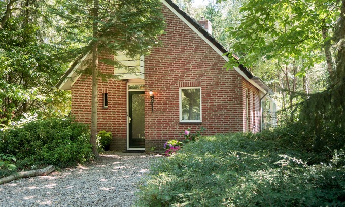 Zelhem House | Detached vacation home in the forests of Gelderland with large garden. Private.
