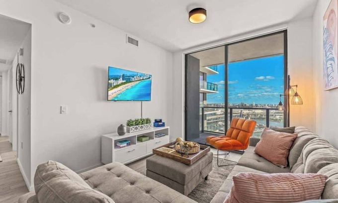 Downtown Miami Apartment | Devereaux Ocean View 2 Bedroom