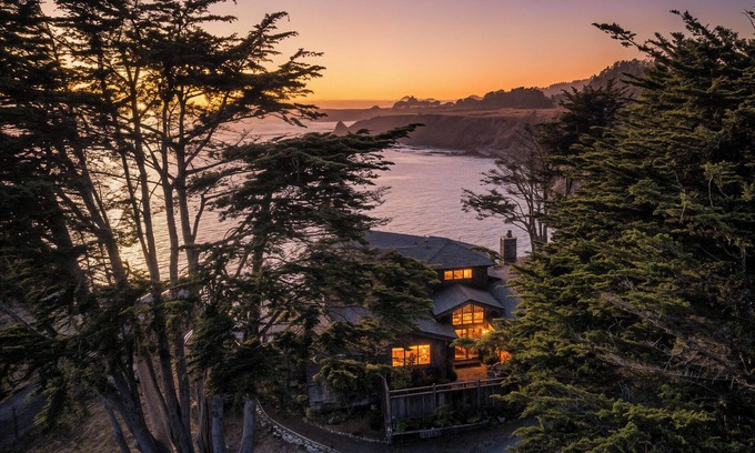 Gualala House | Dew Point Retreat, by Vinifera Homes