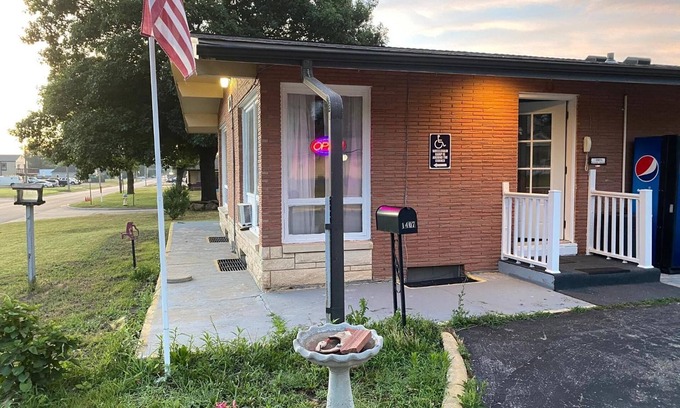 Abilene Hotel | Diamond Motel Abilene