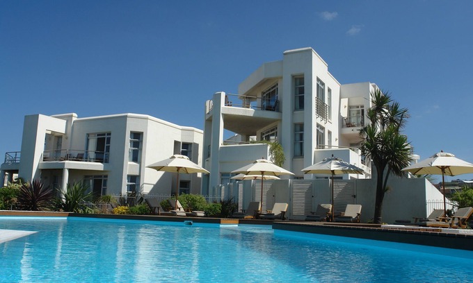 Jeffreys Bay House | Diaz 15 House on the Bay