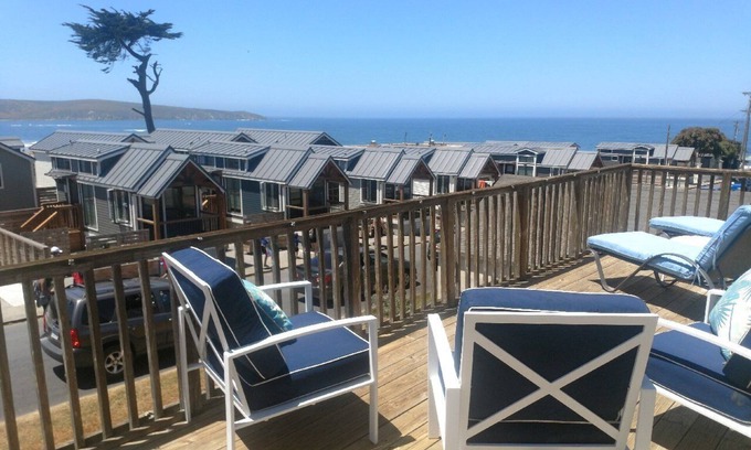 Dillon Beach House | Dillon Beach Surf Cottage With 180 Degree Views Of The Pacific And Pt. Reyes
