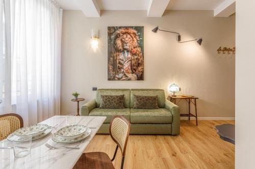 Old Town Apartment | Dimora d'Autore - Timeless Elegance in Modena