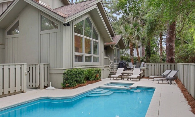 Sea Pines House | Direct Beach Path & Pool Near The Salty Dog Cafe