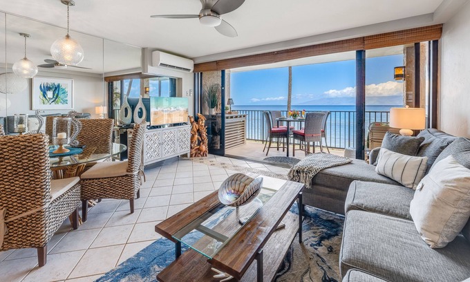 Honokowai Apartment | Direct Oceanfront Condo in Kaanapali! Renovated & Air Conditioned! Amazing Views