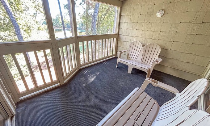 North Myrtle Beach Condo | Discounts thru Oct. 2 bedroom, 2 bath condo on Tidewater Golf Course.