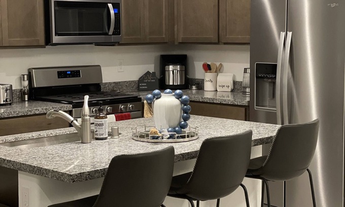 Midway House | Discover Comfort and Style: New 3 BR Townhome in Henderson