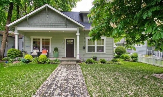 Coeur d'Alene House | Discover tranquility -under 1 mile to Lake Coeur d'Alene!