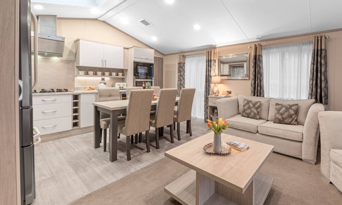 Troutbeck Bridge Cabin | Dizzy Ducks Lodge | Sleeps 6 - Lodge near Windermere