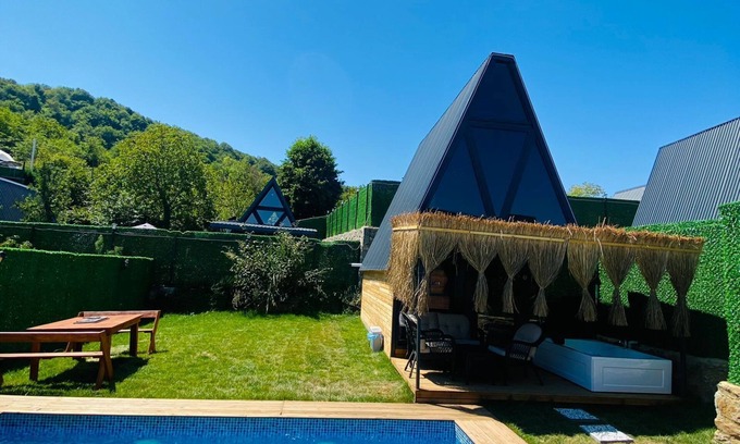 Sapanca House | Doğa Manzaralı Havuz (ısıtmalı) ve Jakuzi - Ocakbaşı Barbekü