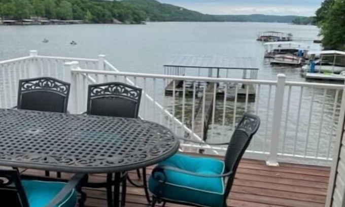 Gravois Mills House | Dockside Oasis at Station 46