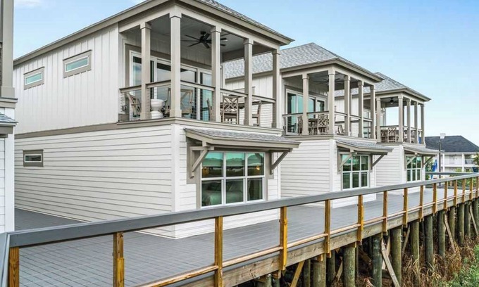 Georgetown House | Dockside Villas @ Winyah Bay Club!