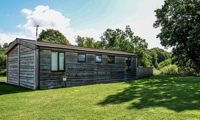 West Tanfield House | Dog Friendly Oystercatcher Lodge Riverdale, located in Yorkshire