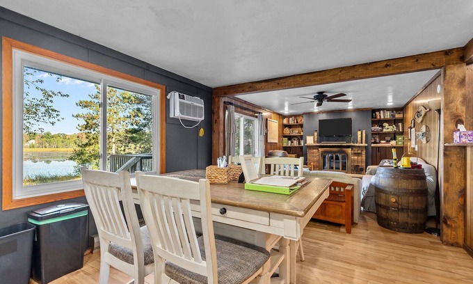 Shawano Cabin | Dog-Friendly Cabin on Private, No-Motor Nature Lake