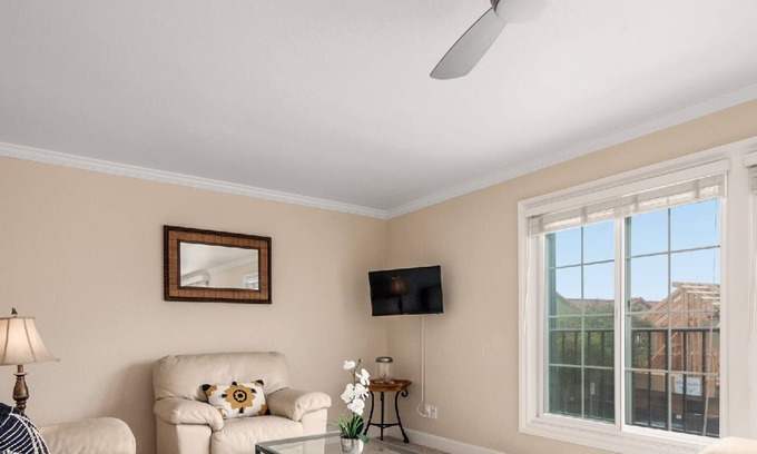 Capitola Apartment | Dog-OK at Capitola Vista #2