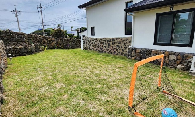 Hallim House | Doldamine Jeju