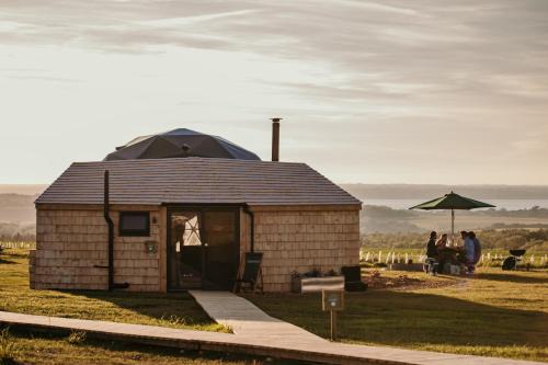 Yarmouth Apartment | Dome Meadow 5 With Log Burning Tub At Tapnell Farm