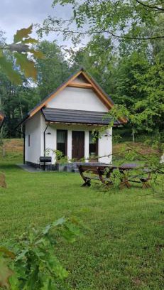 Czarna House | Domki na Wypasie