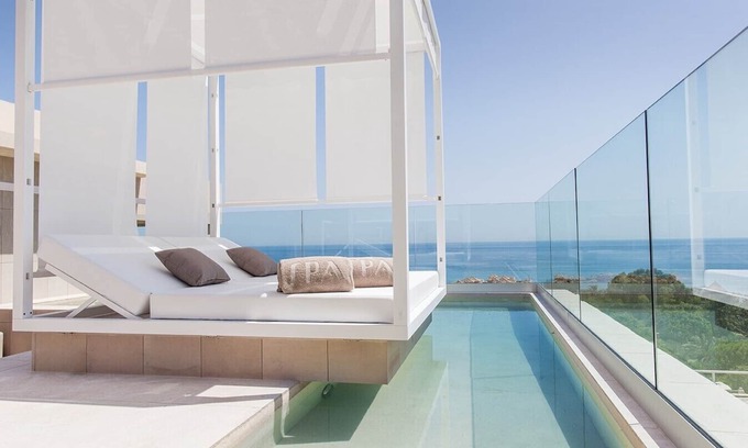 Nikki Beach Hotel | Don Carlos Marbella