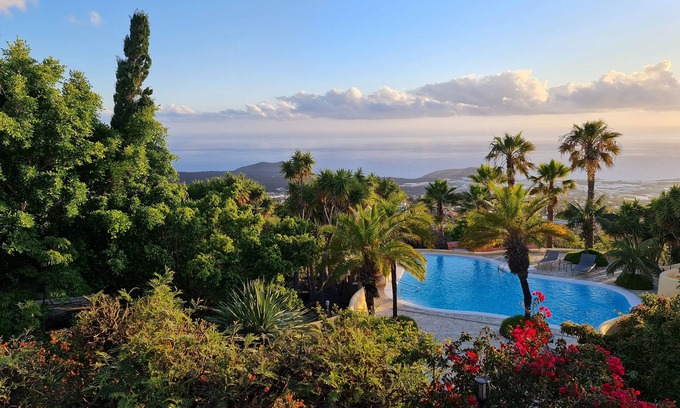 Tajuya Villa | Don Miguel La Palma Luxury property with ocean view, pool, sauna, whirlpool